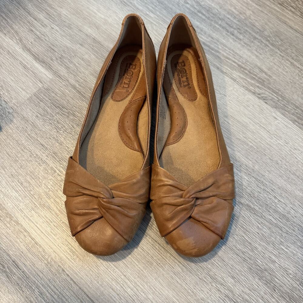 Born Women's Knot Toe Leather Ballet Flats Tan Comfort Casual Slip On Shoes 8